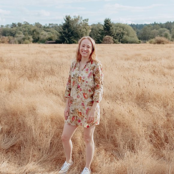 Meet your Posher, Colleen - Picture 2 of 3